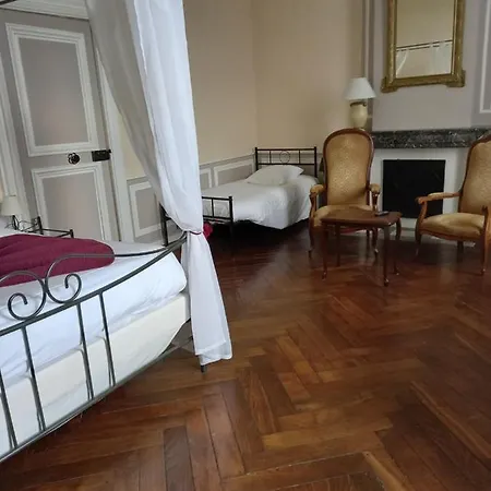 Le Chateau De Buchy *