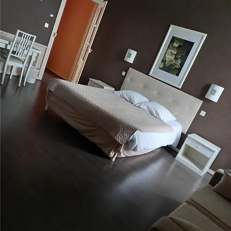 Le Chateau De 3* Buchy (Moselle)