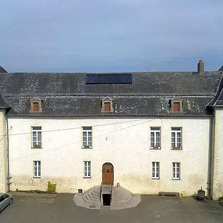 Le Chateau De Buchy